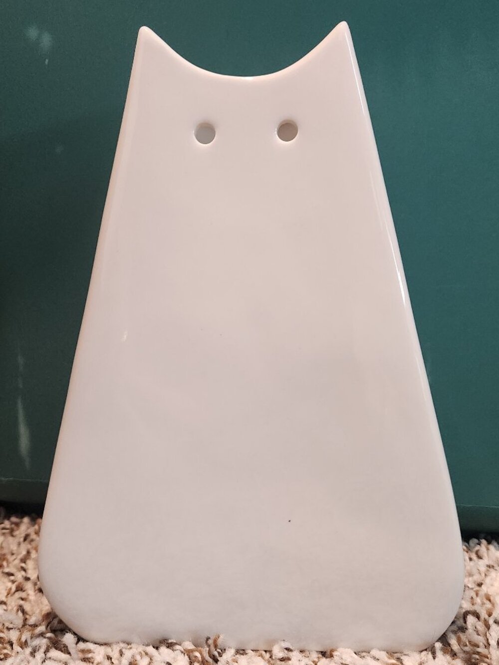 Cat Lady Box Flat Cat Vase – White Ceramic Kitty Cat Vase – NEW in Box